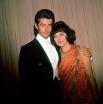 George Chakiris Biography, Gay, Married, Partner, Wife, Age, Family |