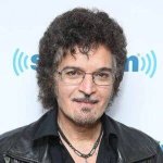 Gino Vannelli Bio, Wiki, Age, Height, Wife, Children, Brother, Hits, Tour, Albums, Songs, and Net Worth
