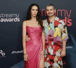 Hila Klein Age, Married, Husband, Brother, Height, Feet, Transgender