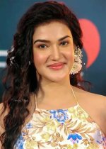 Honey Rose |