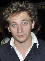Jeremy Allen White Lip Gallagher's Height Revealed