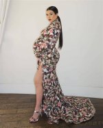 Kim Kardashian Pregnant: the Journey of Motherhood and Stardom