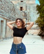 Luna Bloom – Youtuber, Tiktok Star, Instagram Star | Wiki, Age, Height, Net Worth, Relationship, Ethnicity, Career
