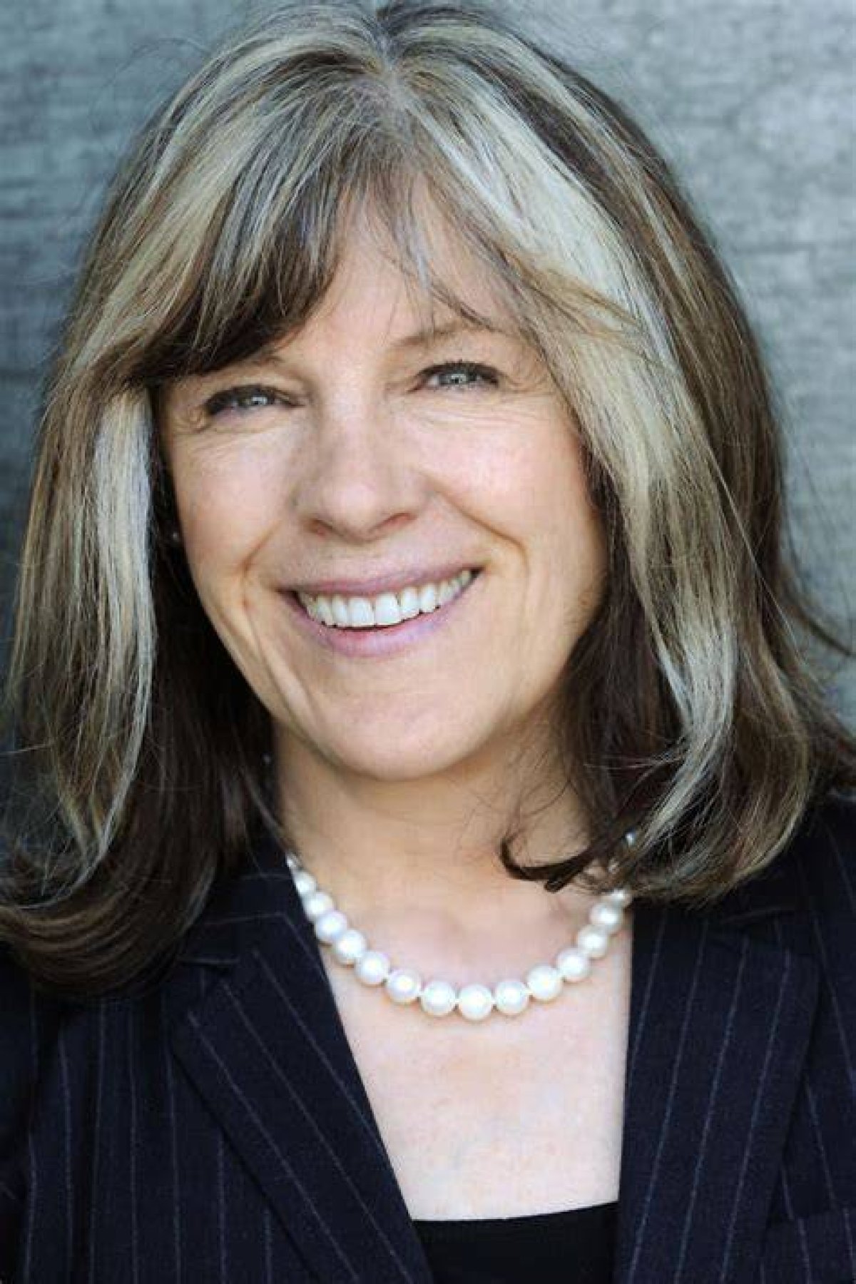 Mimi Kennedy |