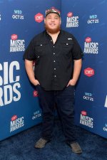 Unveiling the Secrets: Luke Combs' Height Explored